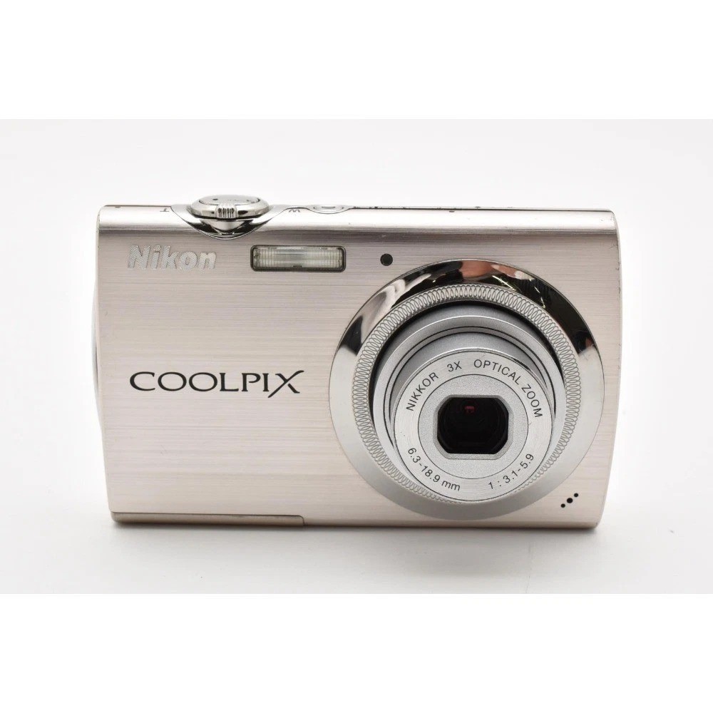 Nikon COOLPIX S230 CCD Digital Camera Silver 10.0MP 3x Optical