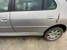 Porte arrière et accessoires Peugeot 306