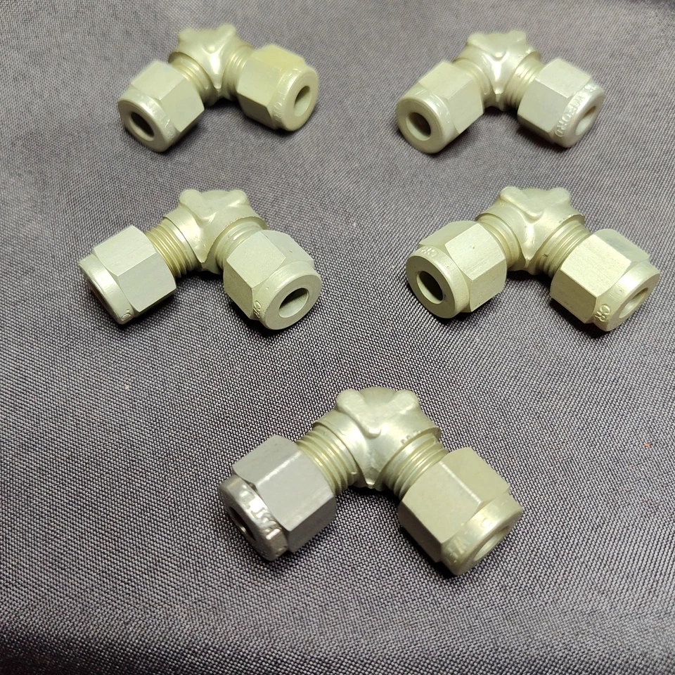 Lote de 5 accesorios de aluminio SWAGELOK A-400-9 1/4” tubo 90° unión de codo NOS Foto 2 de 4