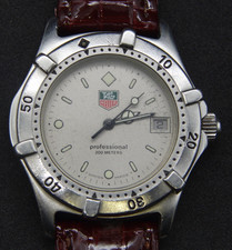Tag Heuer 2000 Professional 200M 962.213 Burgundy Leather Strap Men's Watch
