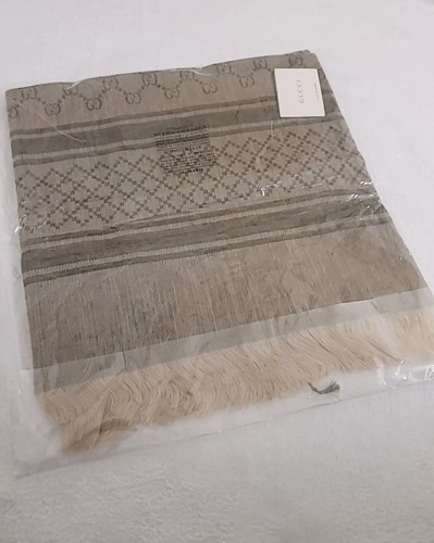 GUCCI GG Logo Diamante Wool Silk Beige Brown Survive Shawl Square 55" Scarf NEW - Picture 15 of 19