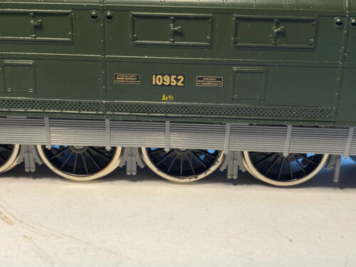 Vintage HO Liliput 8750 Swiss SBB CFF FFS Ae 4/7 #10952 Electric Locomotive DC - Picture 10 of 10