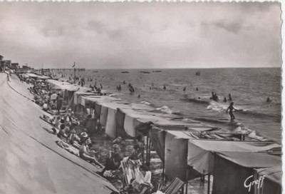 AK Chatelaillon (17) Große Flut, Strand auf hoher See