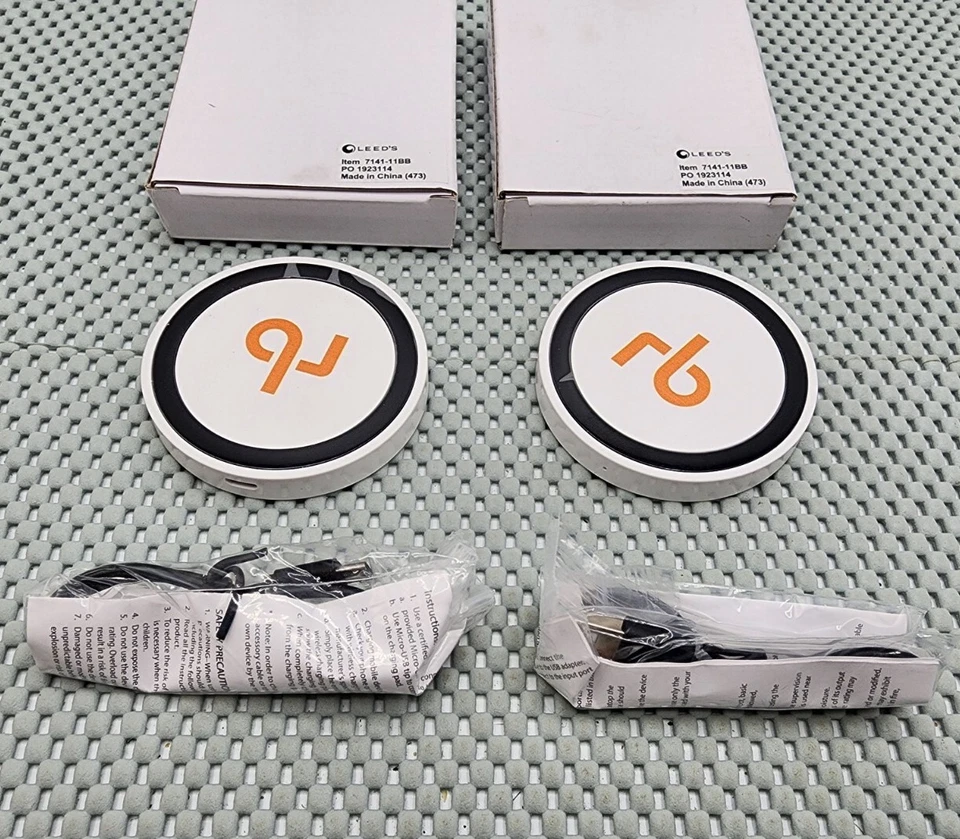 Leed's Quake Wireless Charging Pad 7141-11BB (2 PACK) - Image 4 of 4