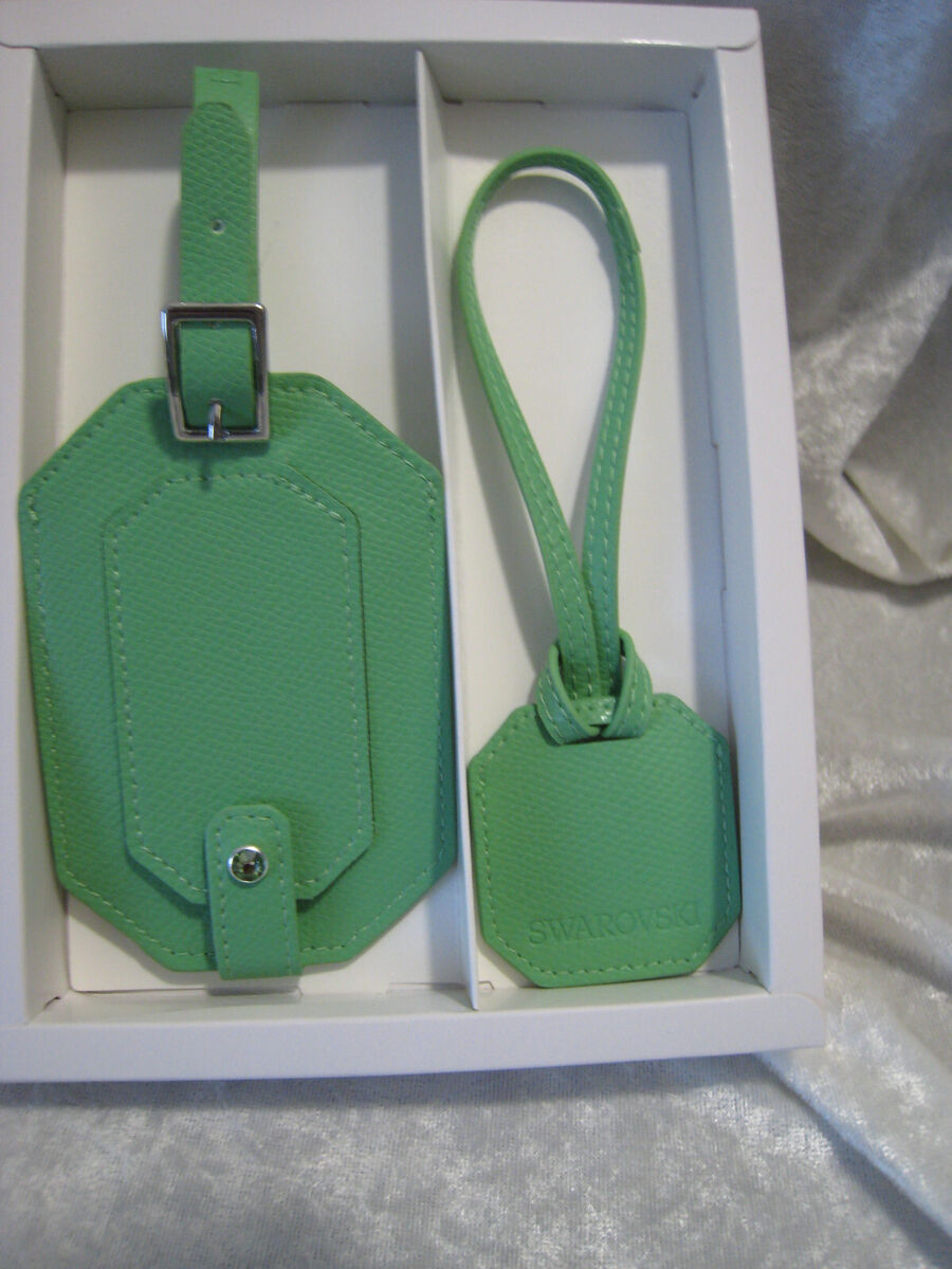 Swarovski #5690052 Green Luggage Tag & Tag Holder MIB 2024 Swarovski #5690052 Green Luggage Tag & Tag Holder MIB 2024