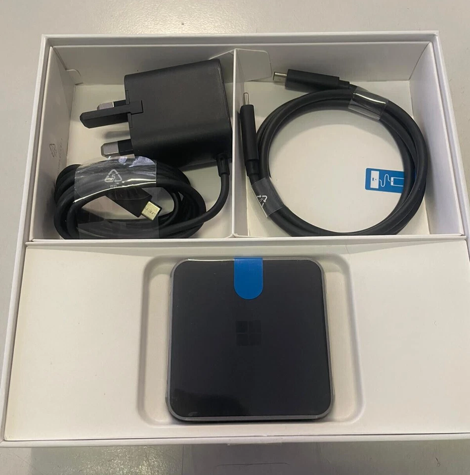 Microsoft Display Dock HD-500 Dockingstation DisplayPort HDMI USB-C NEU ORIGINAL - Bild 2 von 2