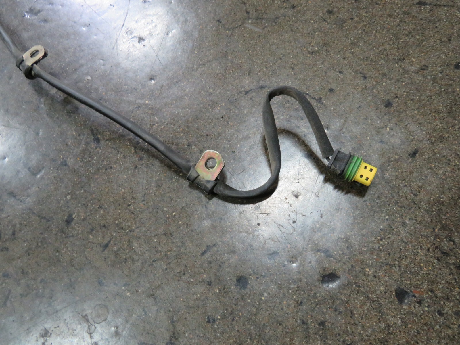 Ferrari 575, Rear Bumper Wire Harness, Missing Plug, Used, P/N 193648
