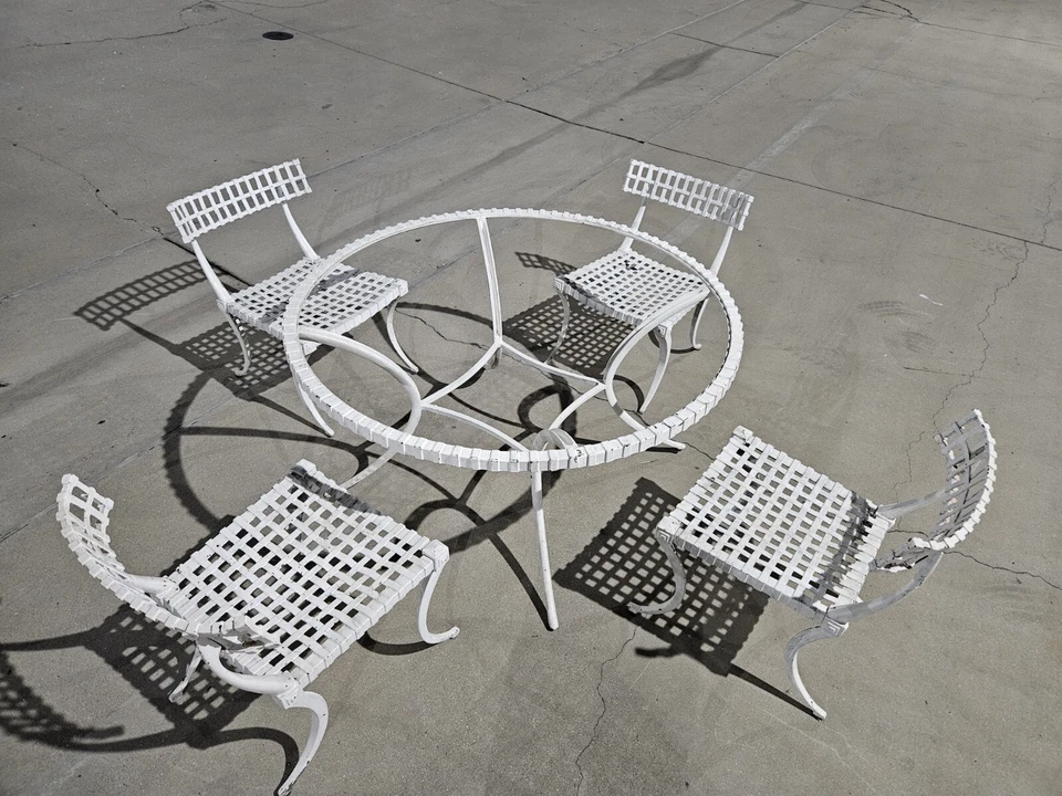 Conjunto de jantar vintage de alumínio fundido "Klismos" por Thinline KLISMOS  - Imagem 2 de 4