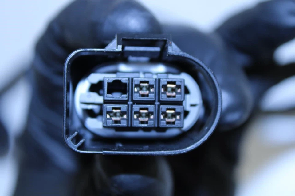 2015-2016 BMW 435i Gran Coupe xDrive Rear Left Door Wire Harness 9325917 OEM - Image 3 of 4