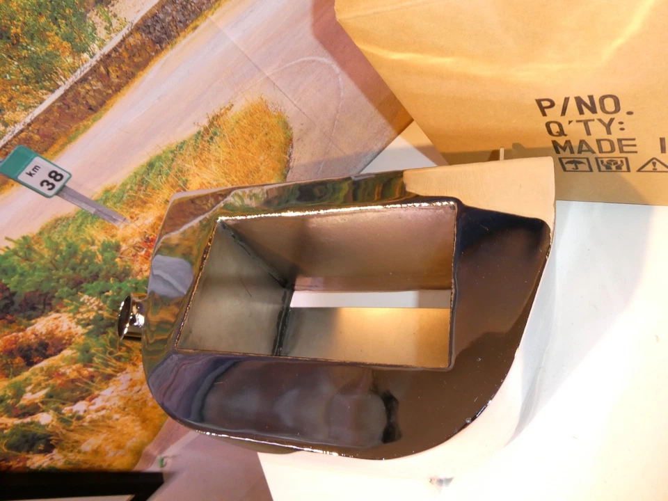 Harley 油箱平底铲包裹式 FXE 71-84 FX FL 65-84 V-Twin 40-0406 Y1 — 第 3/4 张图片