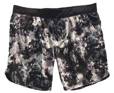 Men  s Athletic Works Black, White And Gray Shorts With Pockets Size XL