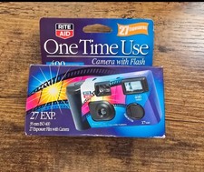 Rite Aid One Time Use Disposable 400 Speed 35mm Film Camera w/ Flash