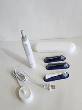 Oral-B iO Series 3 Electric Toothbrush 3769 Handle Charger 3 BrushHeadsStorage