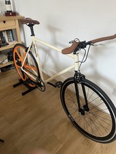 Fixed Gear Single Speed Road Bike, Bullhorns (Flipflop hub, Freewheel Set Up)