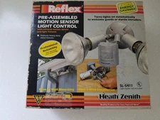 Heath Zenith Reflex Pre-Assembled Motion Sensor Light Control SL-5411 New
