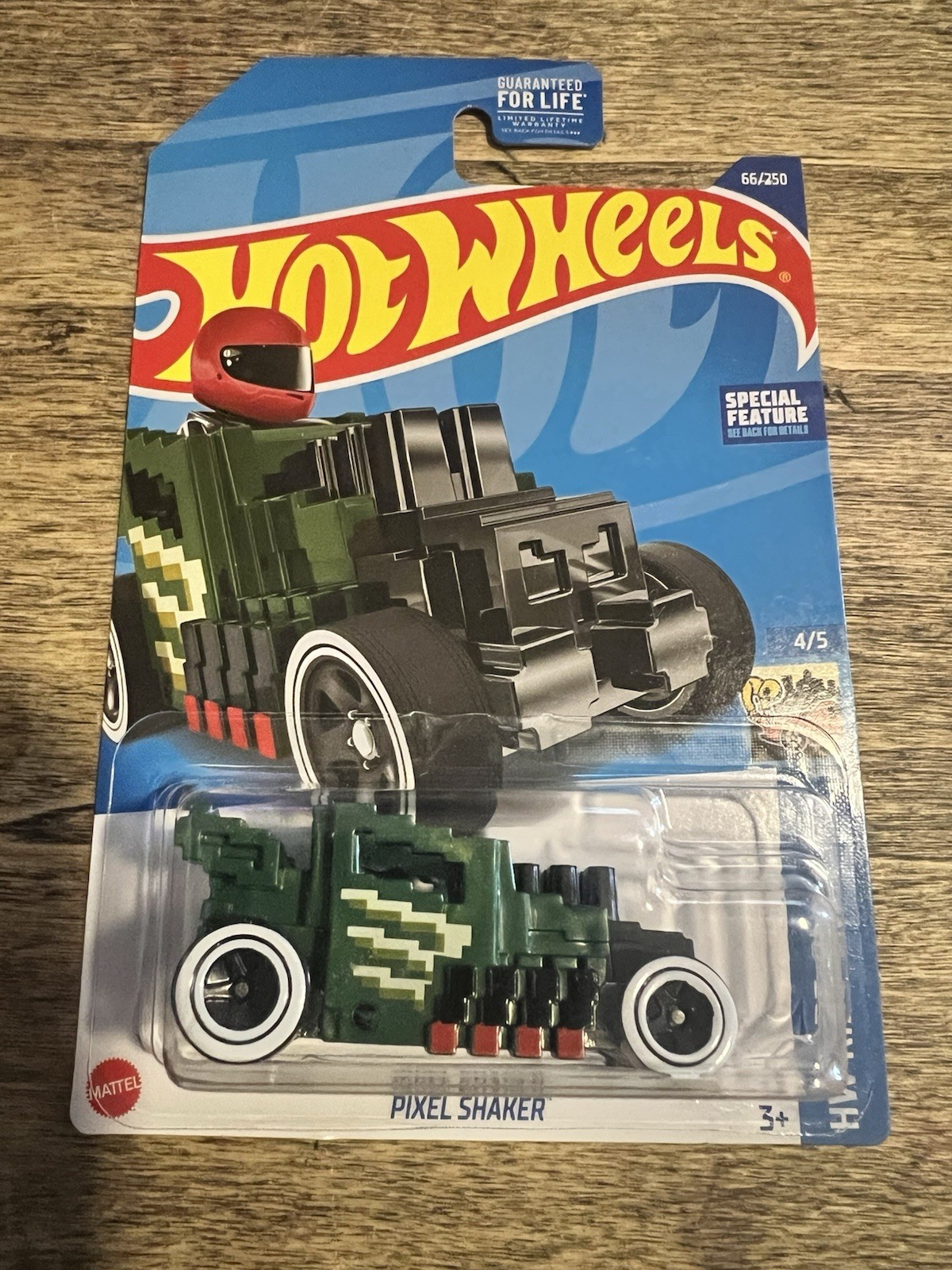 Hot Wheels Treasure Hunt Pixel Shaker