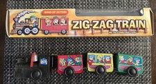 Vintage Wind Up ZIG-ZAG COMIC EXPRESS tin toy train Metal Toy. Works. IN BOX
