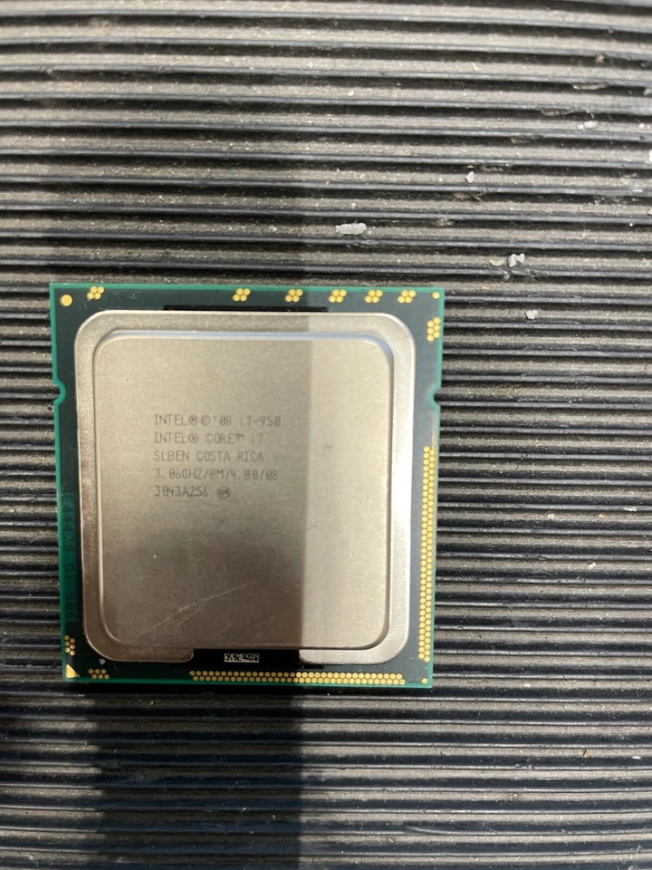 Intel Core i7-950 SLBEN 3.06GHz 4Cores 130W LGA1366 CPU Processor - Image 3 of 3