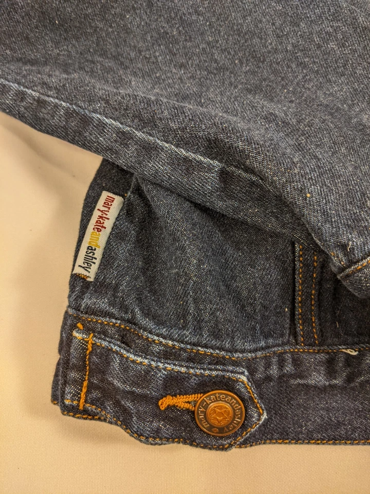 Chaqueta vaquera Mary-Kate and Ashley para niñas talla M (7-8) con cuello y puños de piel Foto 3 de 4