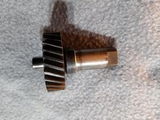 1488 Festo Handkreissäge AXP 65 Säge Getriebewelle Spindel mit Ritzel