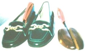 Vintage Delman shoes Grass green with Rochester Shoe Tree Stretcher 