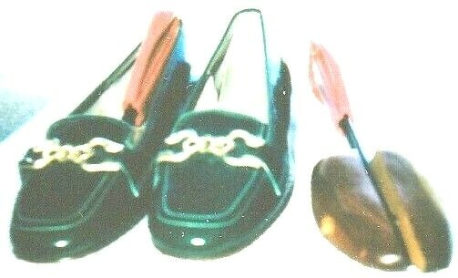 Vintage Delman shoes Grass green with Rochester Shoe Tree Stretcher 