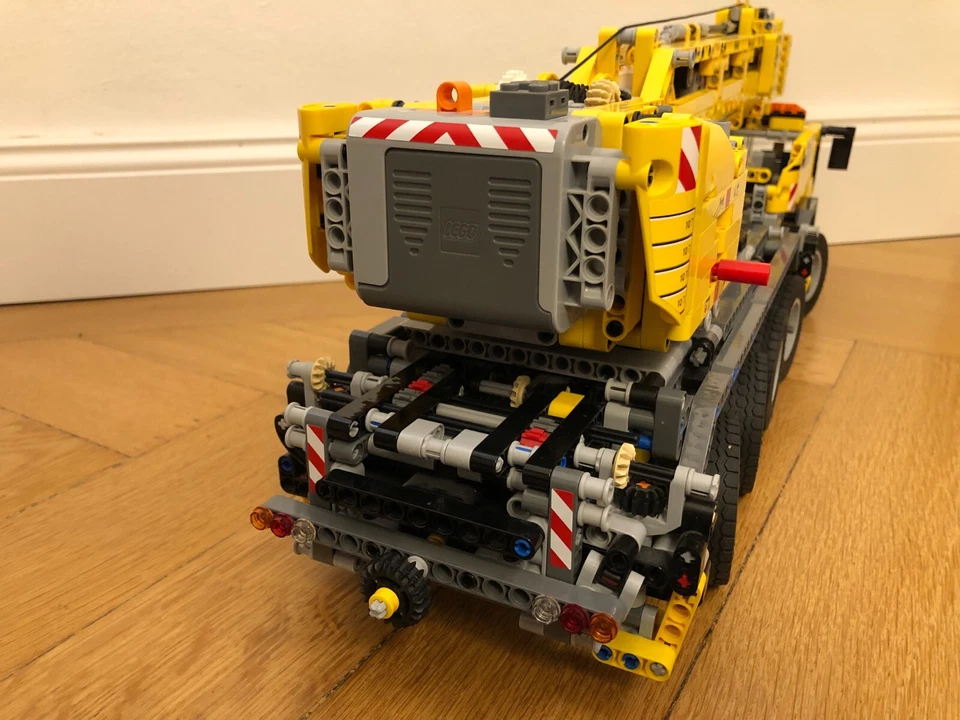 LEGO 42009 Mobile Crane Mobiler Schwerlastkran 2in1 TECHNIC | 100% complete - Bild 4 von 4