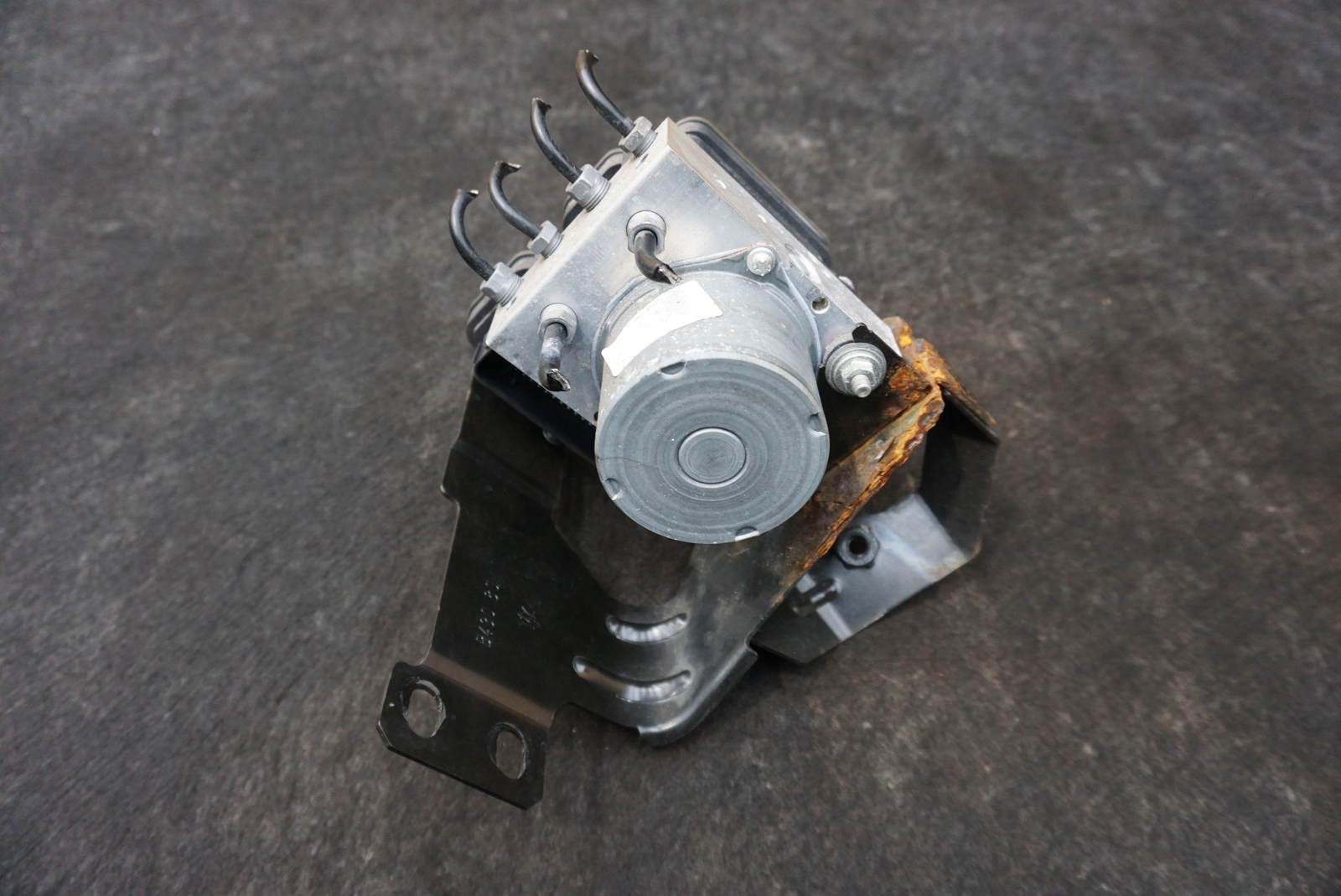 Anti-Lock Brake ABS Pump Assembly OEM 670103738 Maserati Ghibli M157 2017+