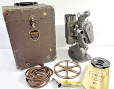 Vintage 1940s Ampro Precision Projector A8 8mm w/ Original Case & Accessories