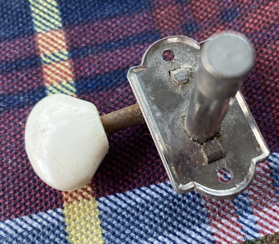 Одинарный винтажный тюнер для бас-гитары ~ Hofner? Framus? Van Ghent - Изображение 3 из 3