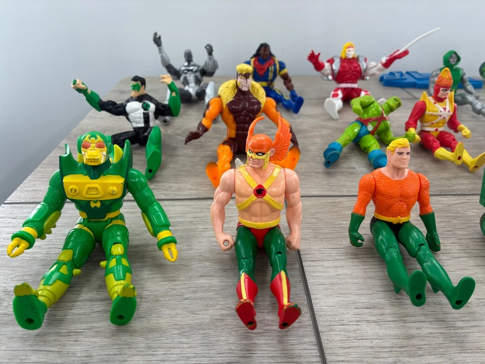 15 Vintage Kenner DC Comics Super Powers Action Figures Mantis Firestorm X Men - Image 4 of 4