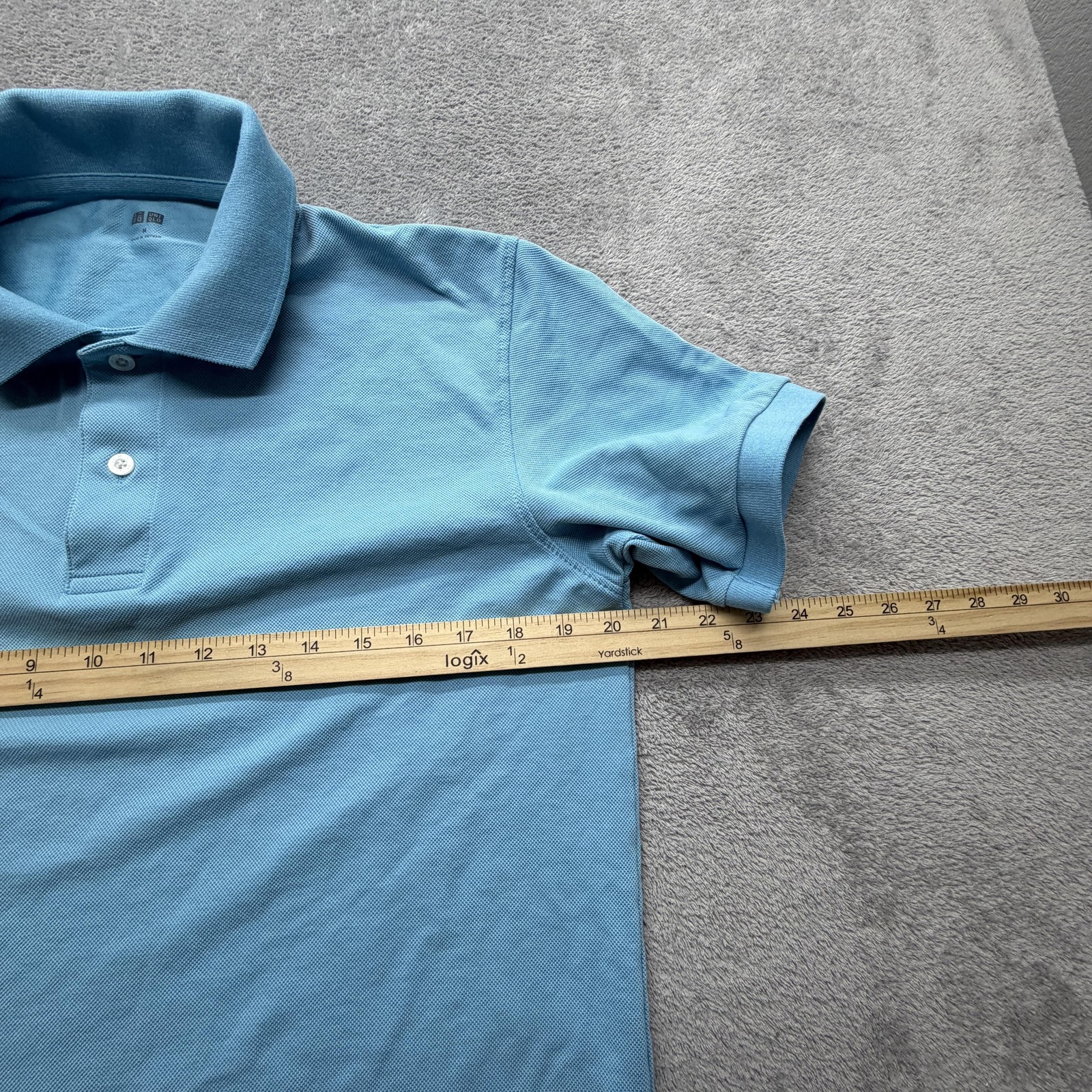 Uniqlo Polo Shirt Mens Medium Blue Pique Knit Cotton Blend Short Sleeve thumbnail 3