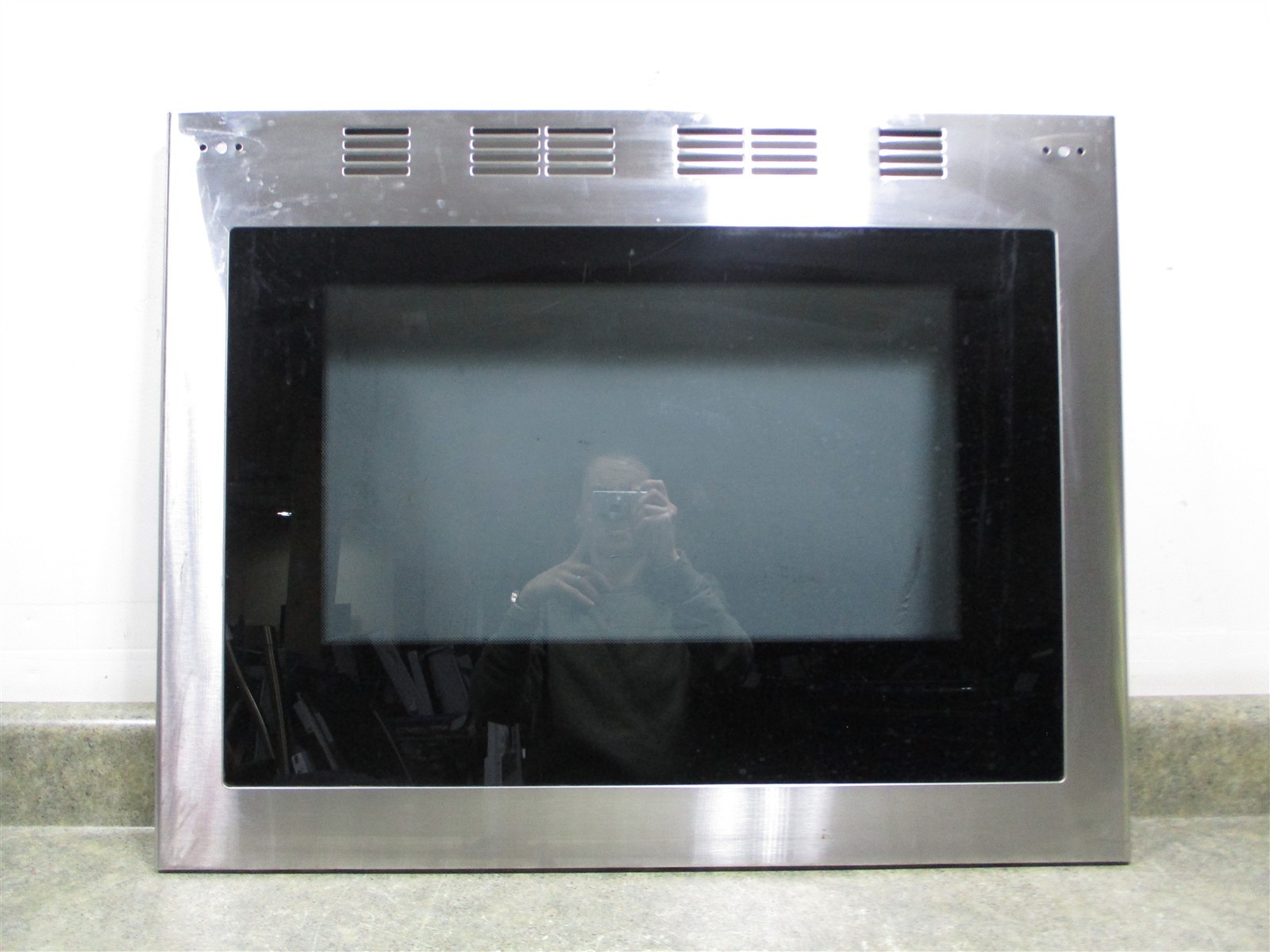 Samsung Range Door Glass Scratches Part # Dg94-00947A