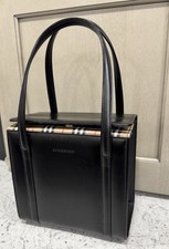 BURBERRY NOVA CHECK LEATHER BLACK HANDBAG -AUTHENTIC-
