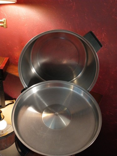 Ekcoware Stainless Steel Copper Bottom 1510 - Made in the USA Pot With Lid - Picture 6 of 10
