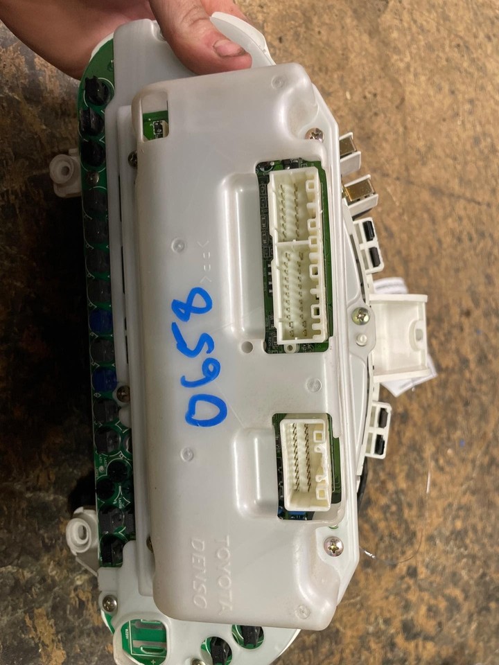 Speedometer Rx300 2000-2003 Lexus RX300 Speedometer | Instrument Cluster | OE