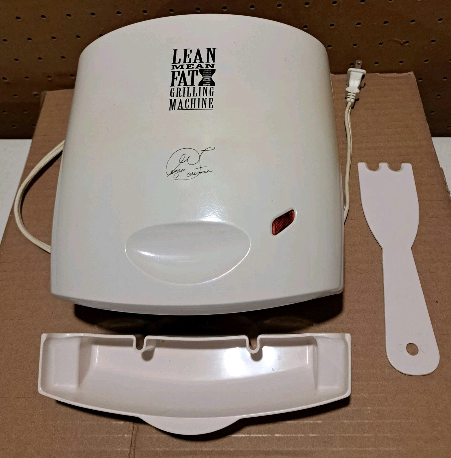 George Forman Lean Mean Fat Grilling Machine + Free Appetizer Knives