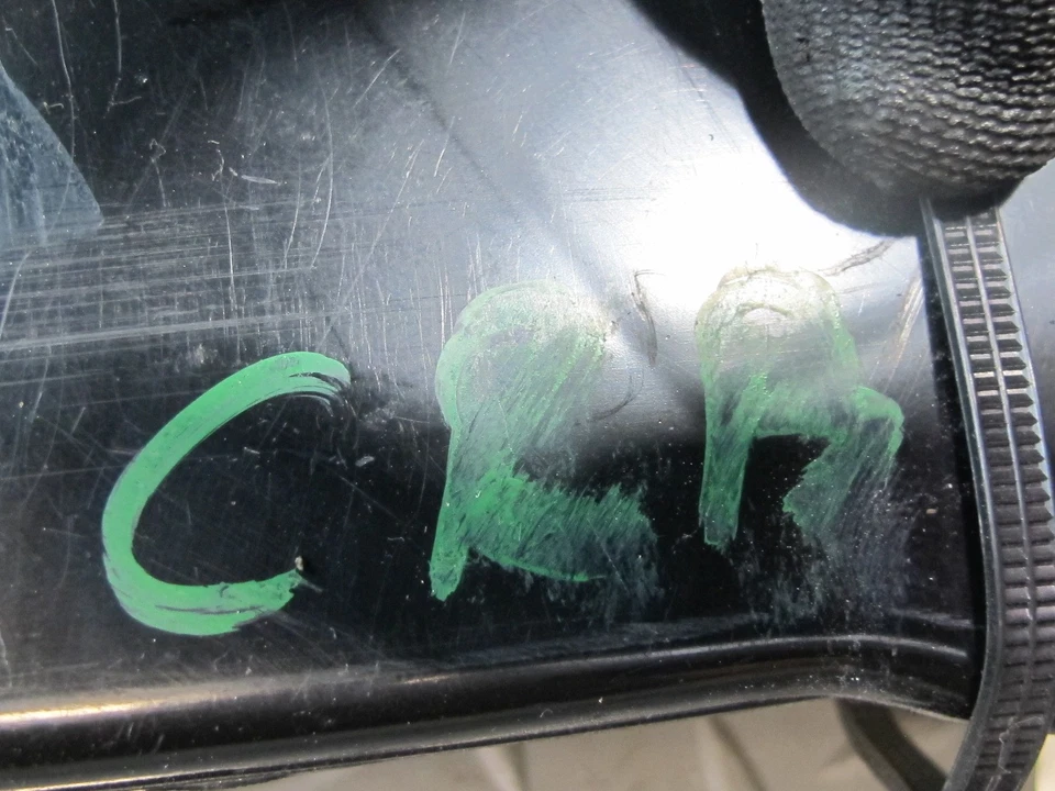 Chevrolet SSR 2005 A/T cuadro de instrumentos medidor velocímetro OEM Foto 2 de 4