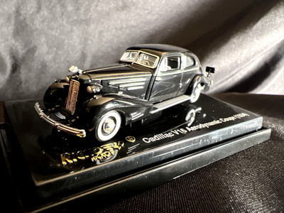 RICKO 1934 Cadillac V16 Aerodynamic Coupe Black 1:87 Scale Inv. #1408