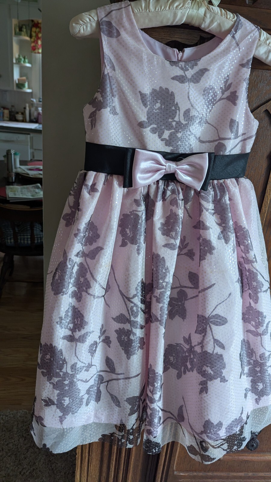 Picture 1 of 2