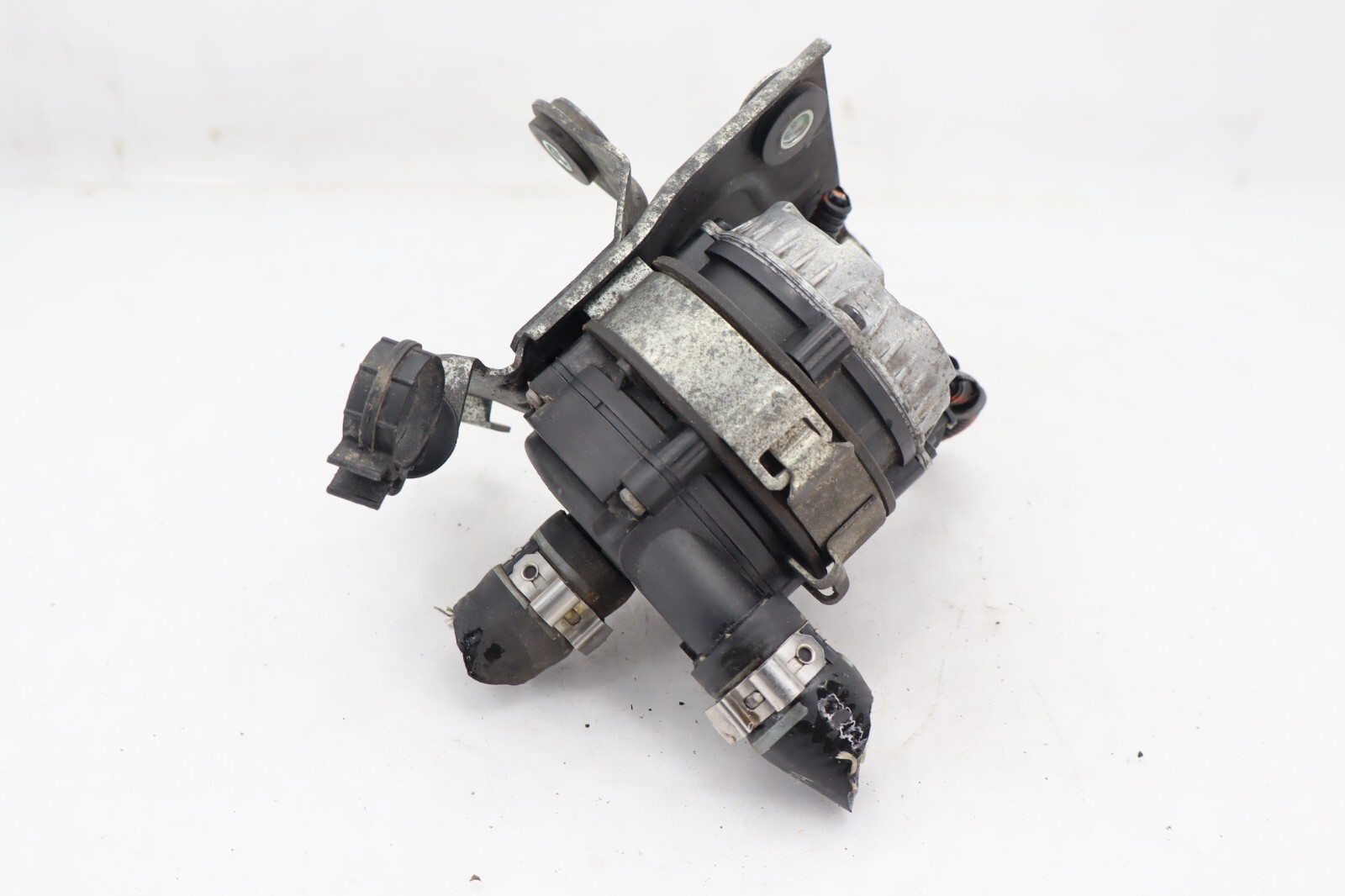 ✅ 2014 - 2021 MASERATI GHIBLI 3.0L ENGINE COOLANT WATER PUMP OEM 0392024053