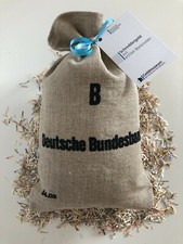 Euro-Schreddergeld im originalen Geldsack der Bundesbank