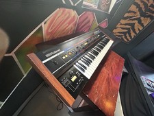 ROLAND JUNO 6 CLASSIC ANALOGUE VINTAGE SYNTHESISER EXCELLENT CONDITION CASED