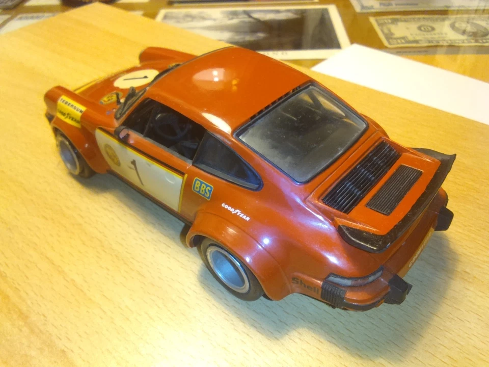 Model Kit Plastica 1/24 Porsche 911 Montato Anni 70 - Immagine 4 di 4