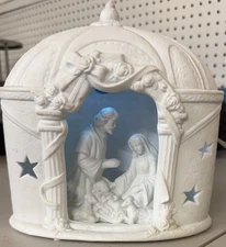C24- Lighted Porcelain Nativity Manger by Stratford Masterworks Collections