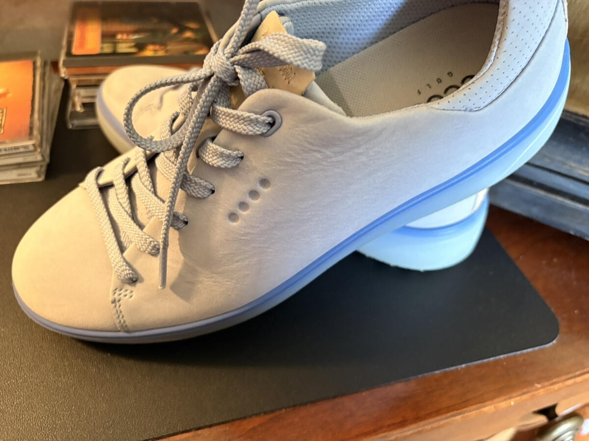 Women's 41  Extra Wide