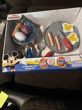 Disney Junior Mickey Cooking Set Dinette