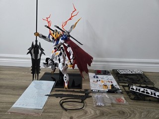 Wolf Remains Heavy Industries 1/60 Logar (PG Barbatos Lupus Rex) Built Model Kit