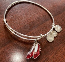 Alex and Ani WIZARD OF OZ GLITTER RUBY SLIPPERS Bangle Bracelet Silver Tone