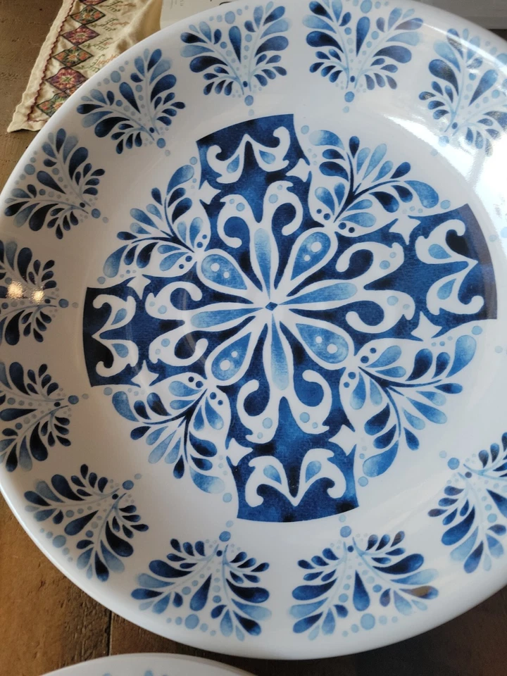 Juego de platos y platos de melamina azul y blanco, cuenco de 14" y 4 platos de 10,5" Foto 4 de 4